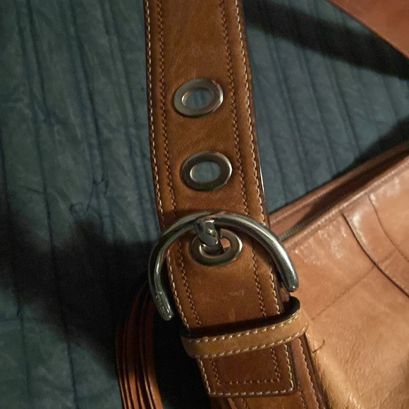 COACH shoulder purse - Picture 8 of 10